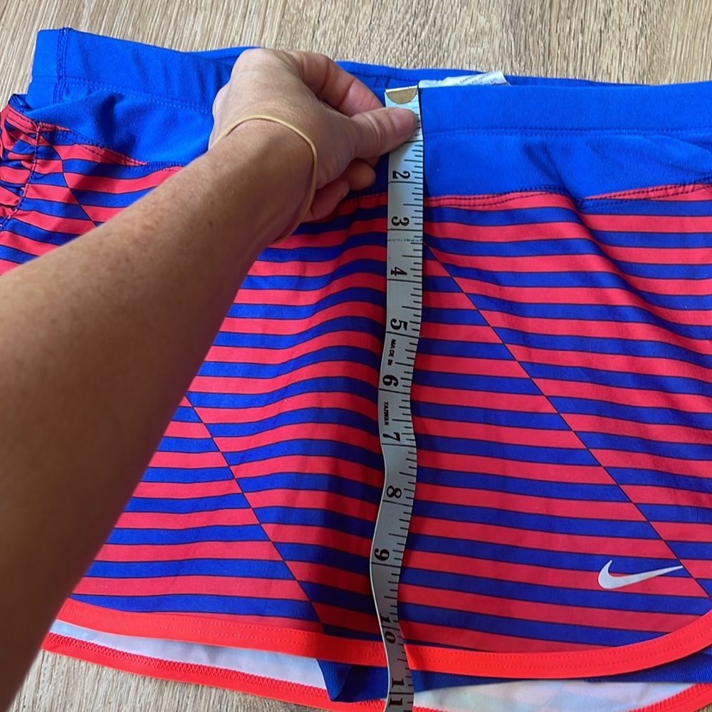 Nike small skort like new blue red strips workout fitness skirt shorts - Picture 10 of 11
